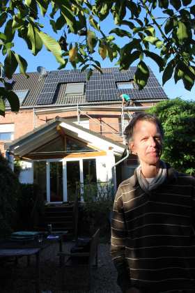 Die fertig installierte Solaranlage auf dem Dach von Antje Grothus und Norbert Heinen.