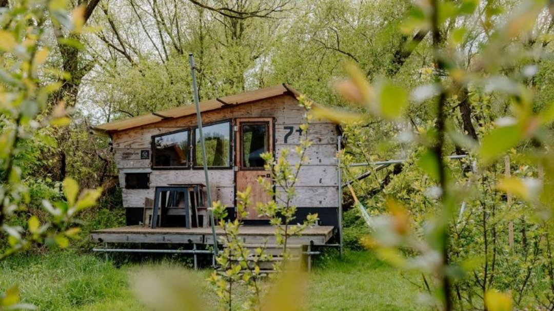 Ein Tiny House im destinature Dorf