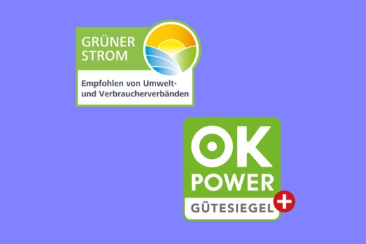 Grüner Strom Gütesiegel und OK Power Gütesiegel vor violettem Hintergrund.