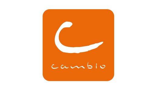Orangefarbenes Logo mit einem geschwungenen weißen "c" und dem Schriftzug "cambio" in weißer, handschriftlicher Schriftart. Hintergrund ist ein einfarbiges Quadrat.