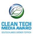 Das blaue und grüne kreisförmige Logo zeigt ein Blatt und die Aufschrift "Clean Tech Media Award. Deutschlands grüner Teppic".".